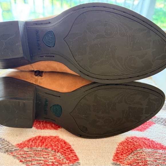 Ariat Boots Western Ankle Boots Tan Leather Back Zip Style 7.5B - Picture 12 of 12